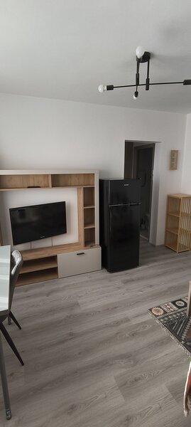 Parc Drumul Taberei langa statia de metrou